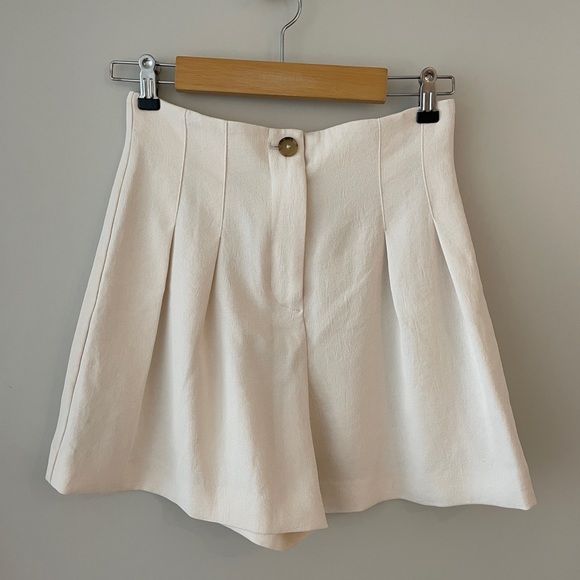 Pants - Aritzia shorts